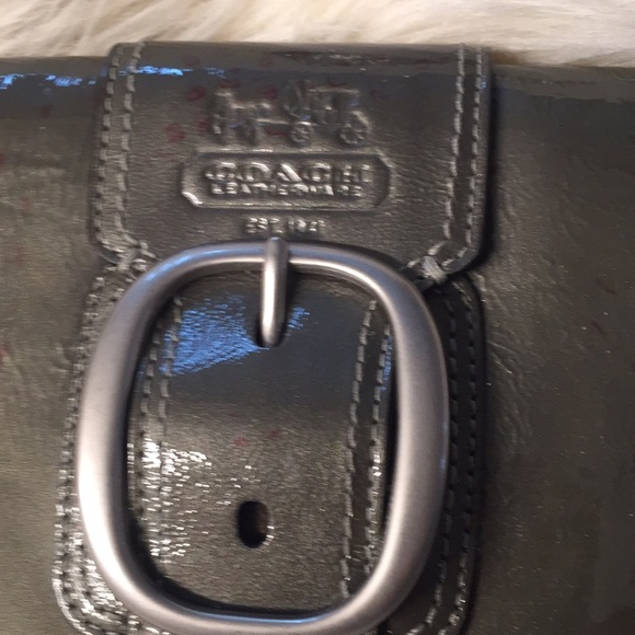 Coach wristlet - Picture 2 of 8